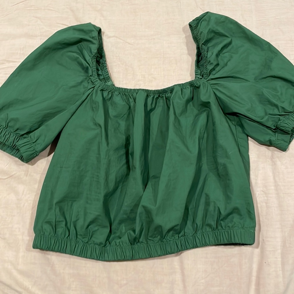 Green crop top